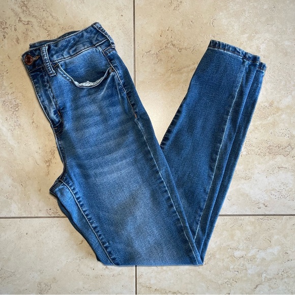 SO Blue Medium Wash High Rise Denim Jegging Everyday Skinny Jeans Women's Size 7 - Picture 2 of 3